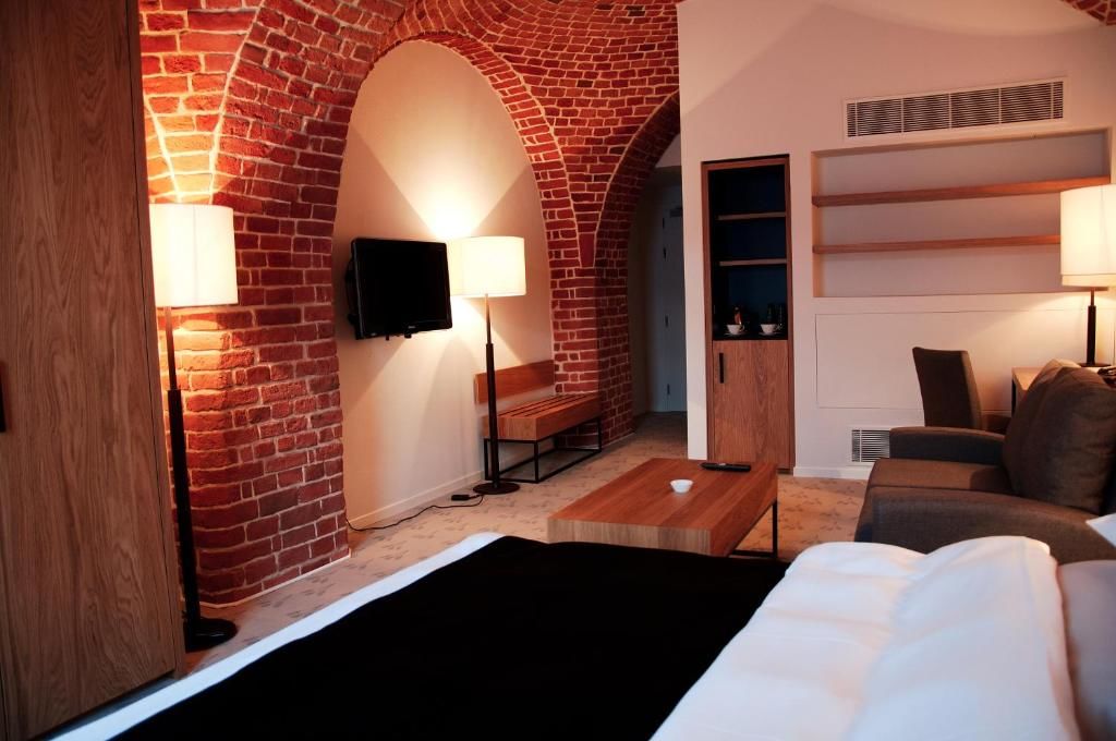 Отель The Granary - La Suite Hotel Вроцлав